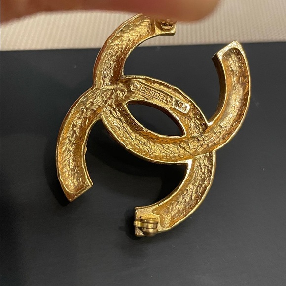Chanel Brooch Guaranteed Authentic - Picture 6 of 8
